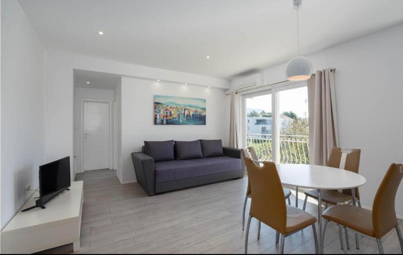 Apartment Nina Podstrana Extérieur photo